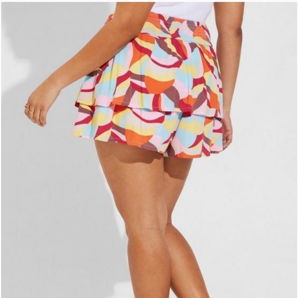 TORRID 2 Pull-On Washable Gauze Smocked Ruffle Shorts Size 3X Summer - Picture 3 of 10
